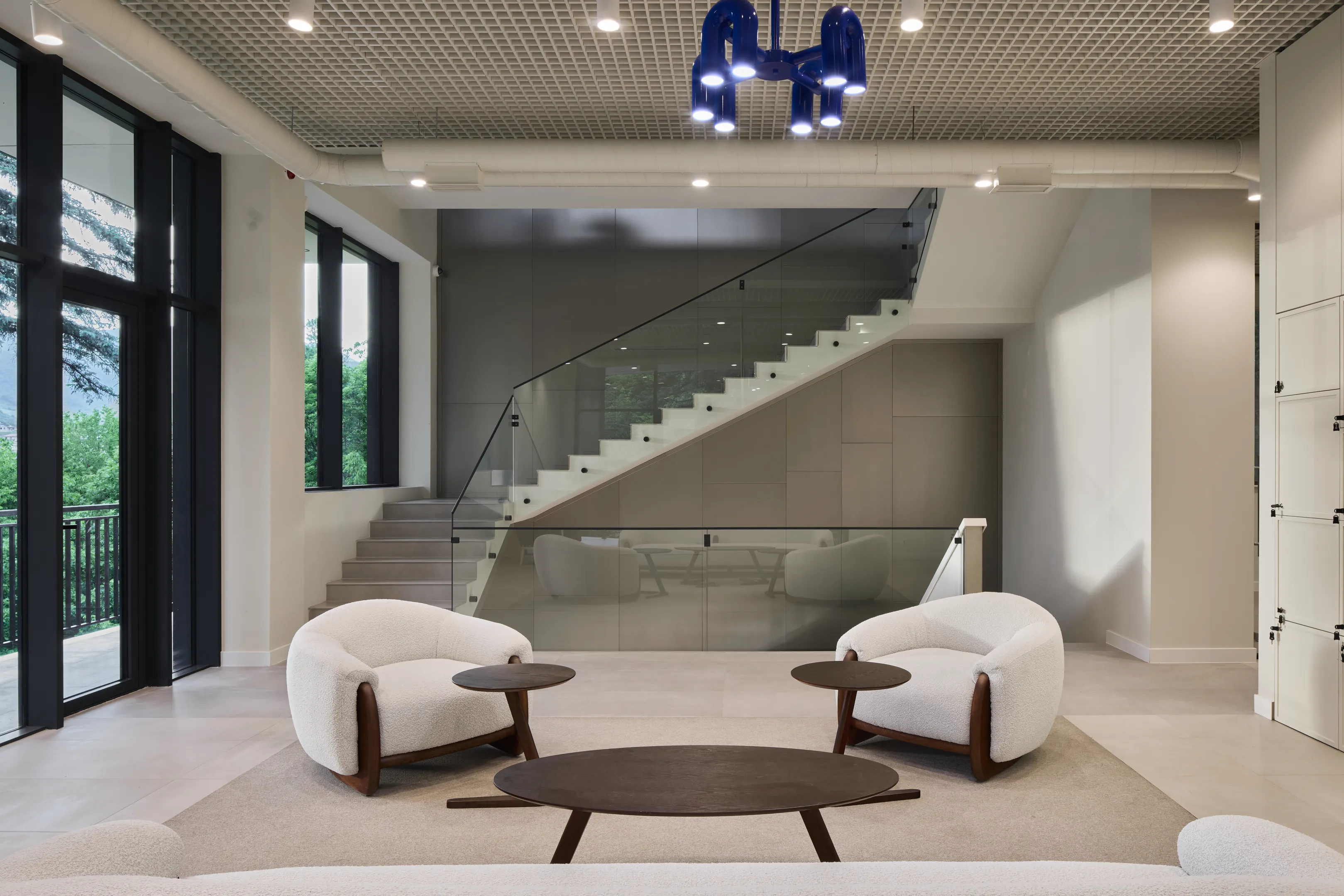 Villa3_Shared space_Green Rock.jpg